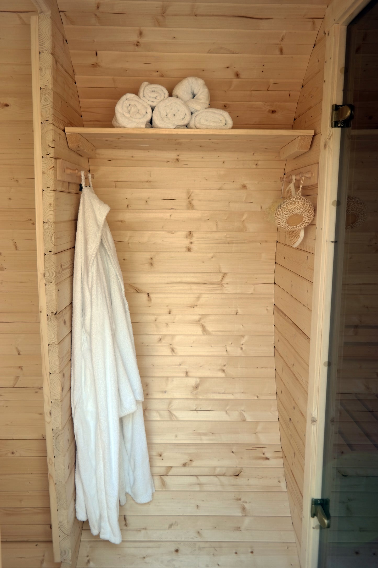 Viking Barrel Sauna With Side Entrance 2.2 x 5.9m