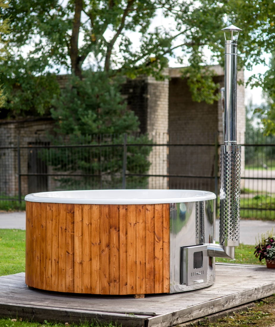 Fiberglass Hot Tub with Integrated Heater